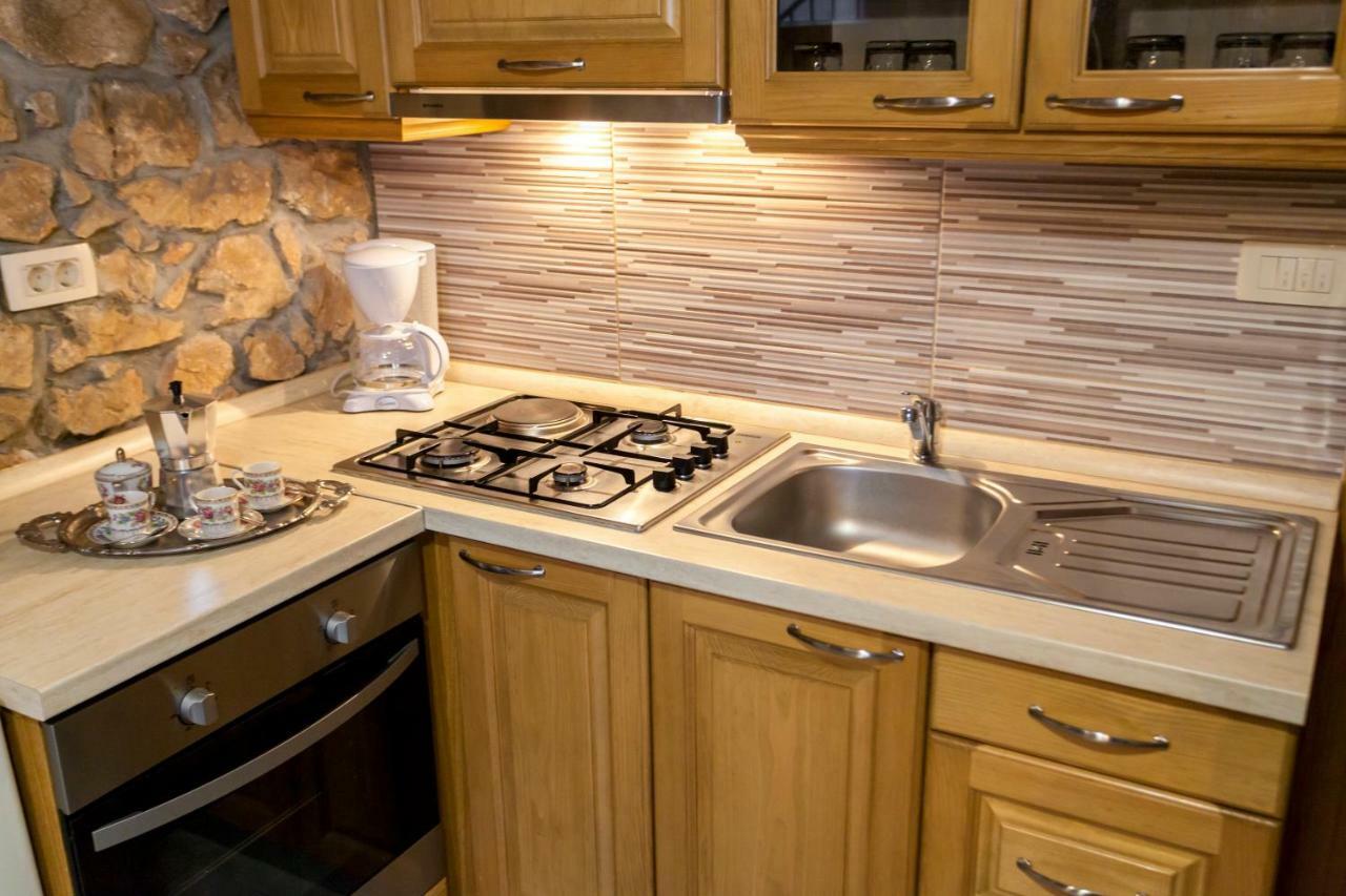 Apartments Nella Sveti Anton  Екстериор снимка