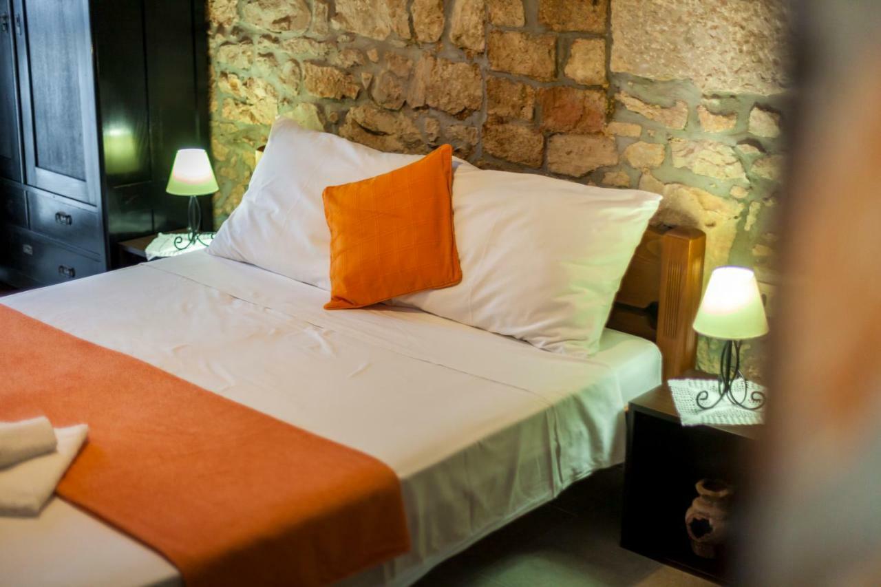 Apartments Nella Sveti Anton  Екстериор снимка