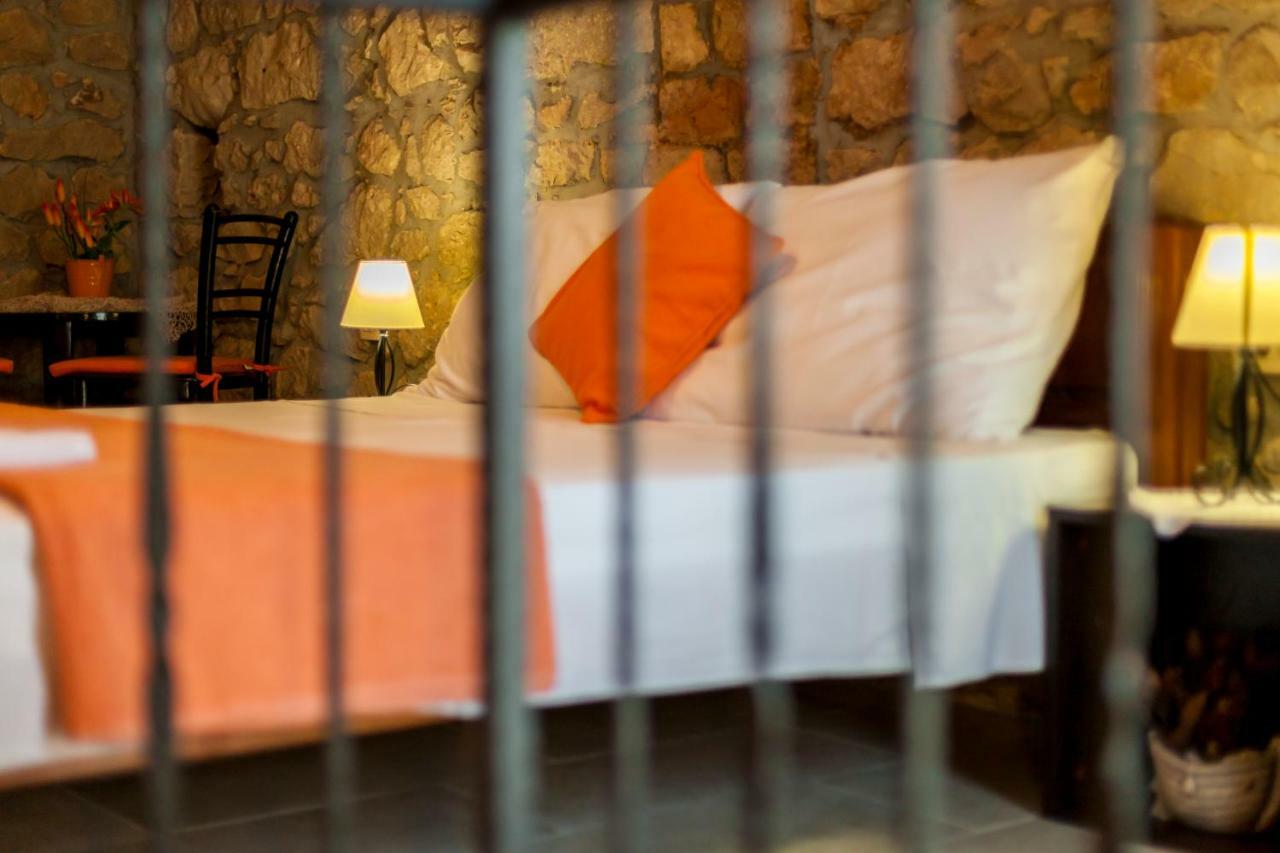 Apartments Nella Sveti Anton  Екстериор снимка